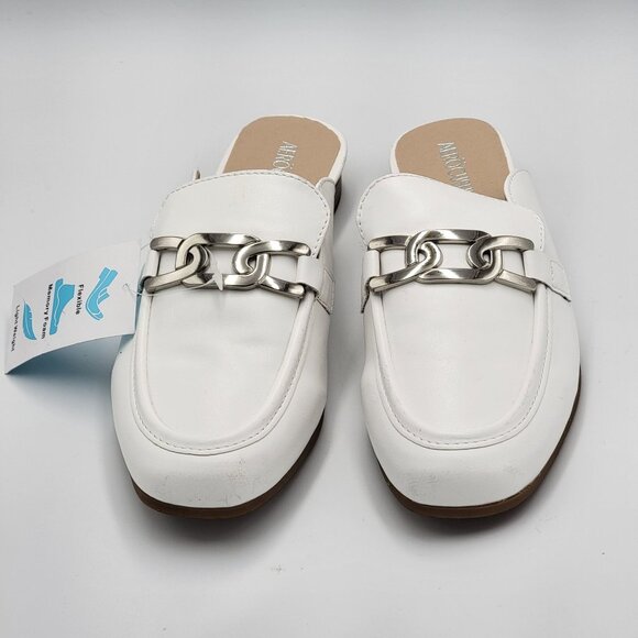 Womens Aerocushion White Slip-On Loafers With Silver Chain Detail & Low Heel - Picture 3 of 12